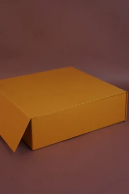 Magnetic box 10x10x2
